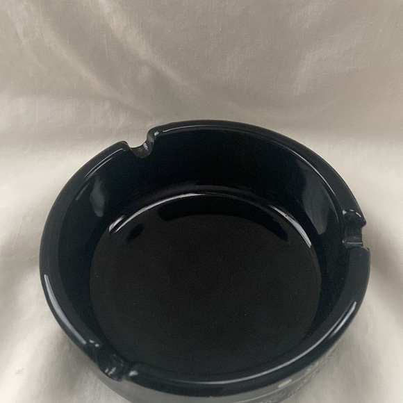 Golden Nugget Gambling Hall Ashtray - Picture 5 of 6